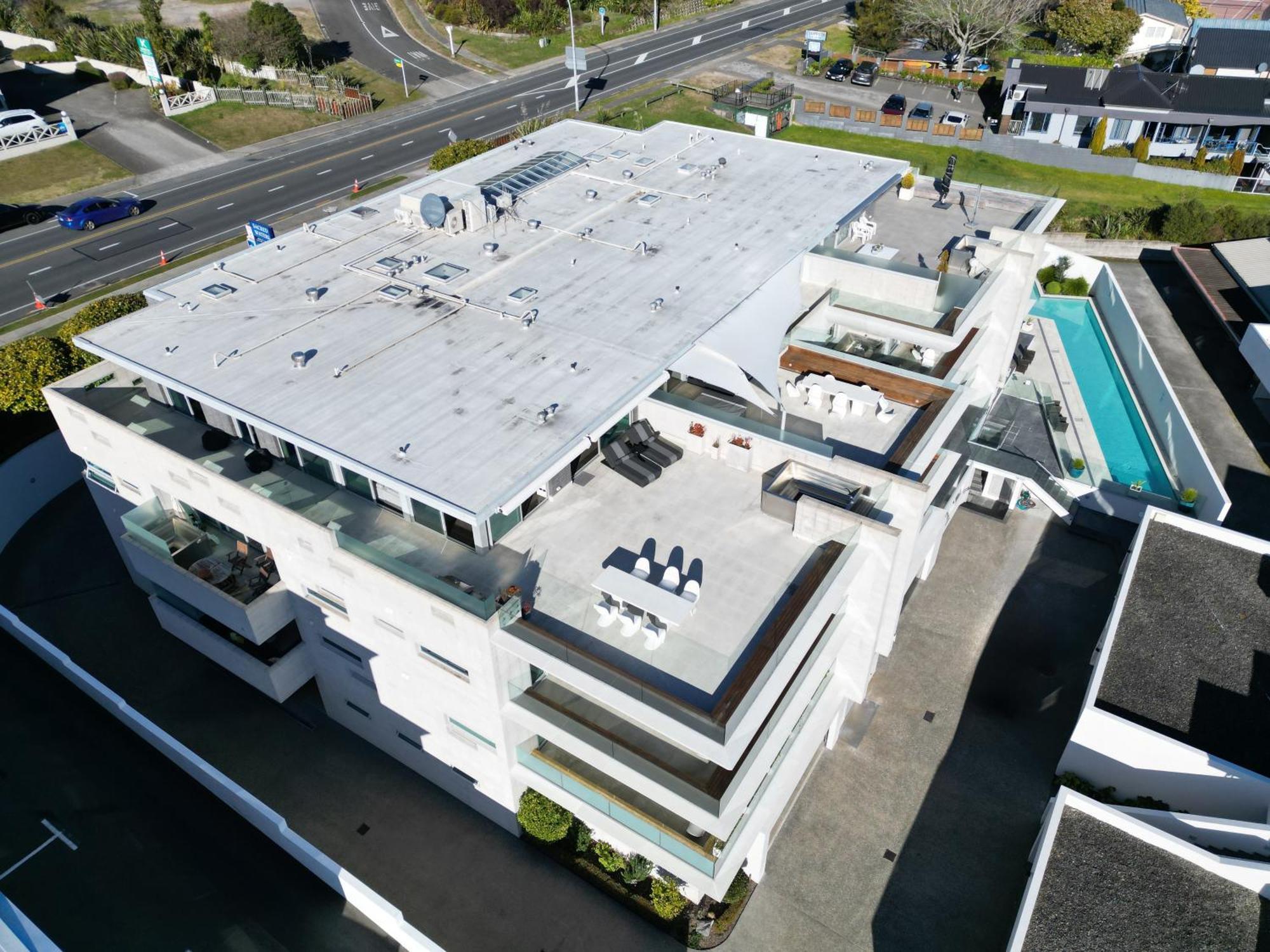 圣水陶波酒店 外观 照片 Aerial view of the M Hotel