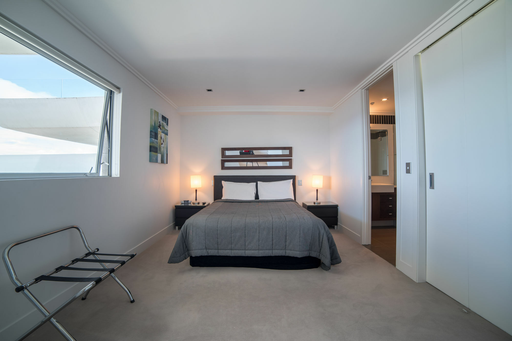 圣水陶波酒店 外观 照片 A bedroom